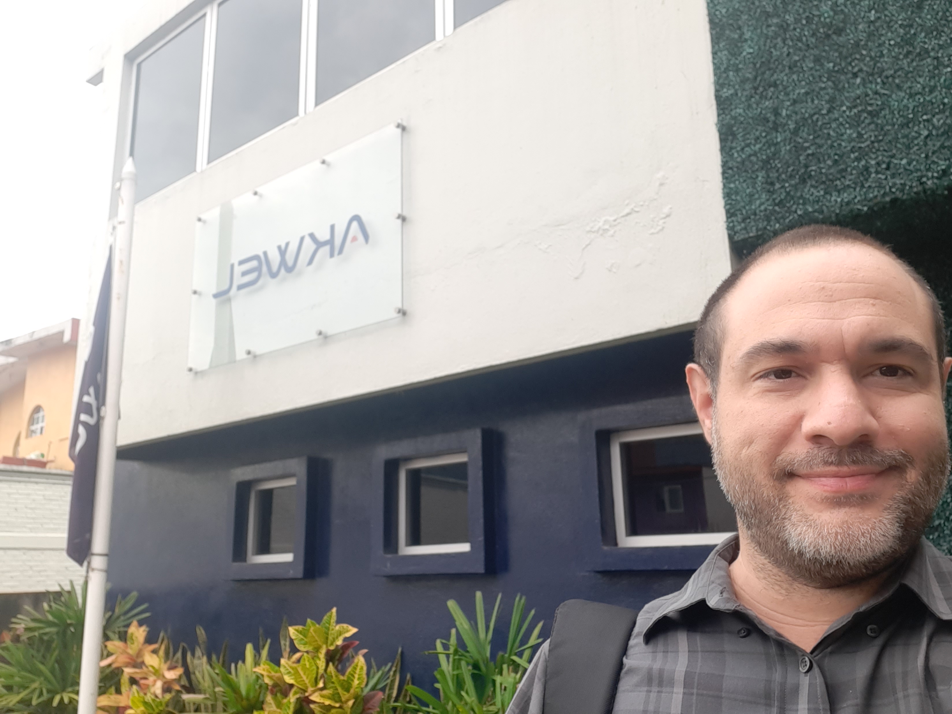 Gestión de trámites EHS y permisos ambientales en industria